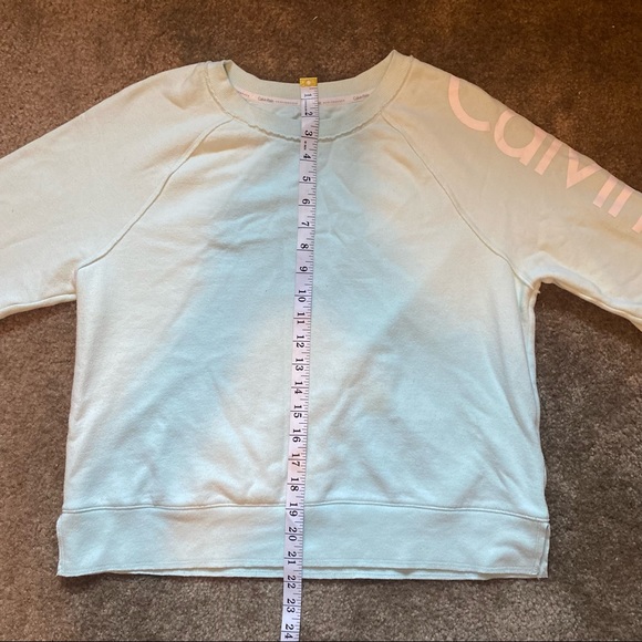 Calvin Klein Sweater - Picture 7 of 8